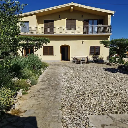 Gariful Appartement Drniš